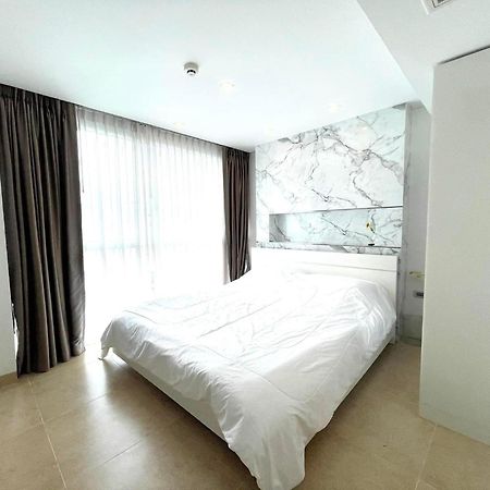 2 Bedrooms Near Pattaya Beach Luaran gambar